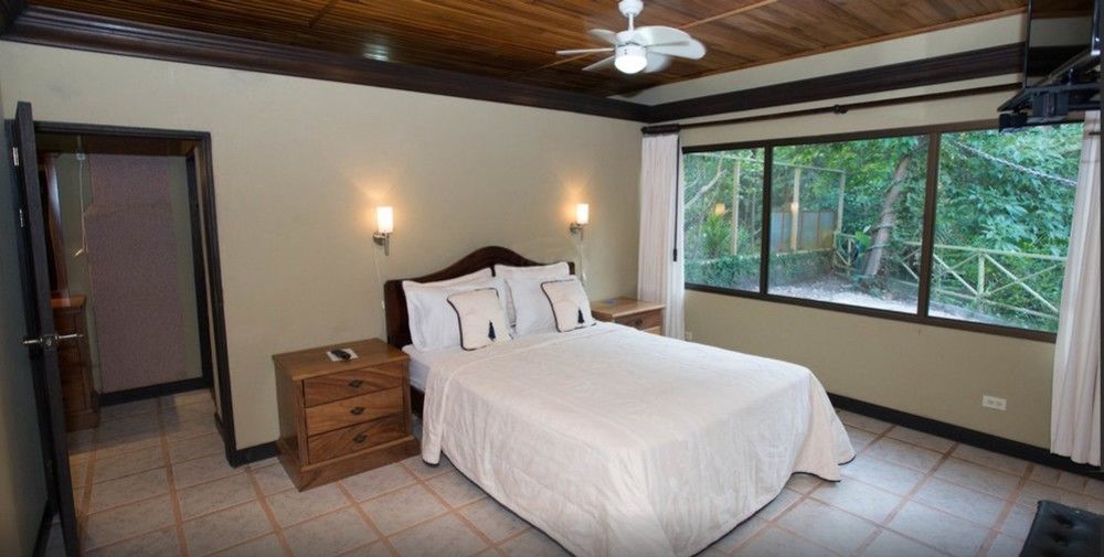 Kayak Lodge Damas ภายนอก รูปภาพ