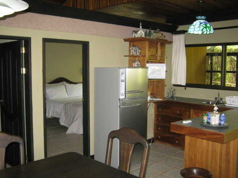 Kayak Lodge Damas ภายนอก รูปภาพ