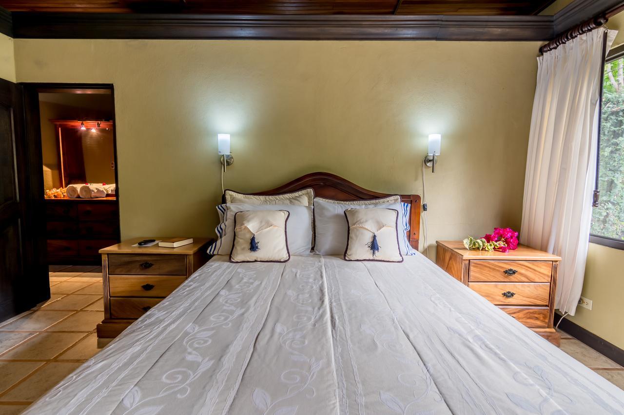 Kayak Lodge Damas ภายนอก รูปภาพ
