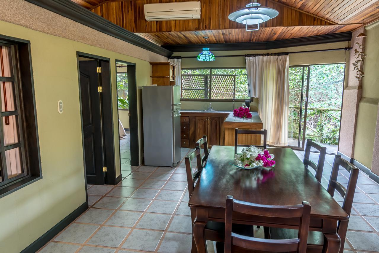 Kayak Lodge Damas ภายนอก รูปภาพ