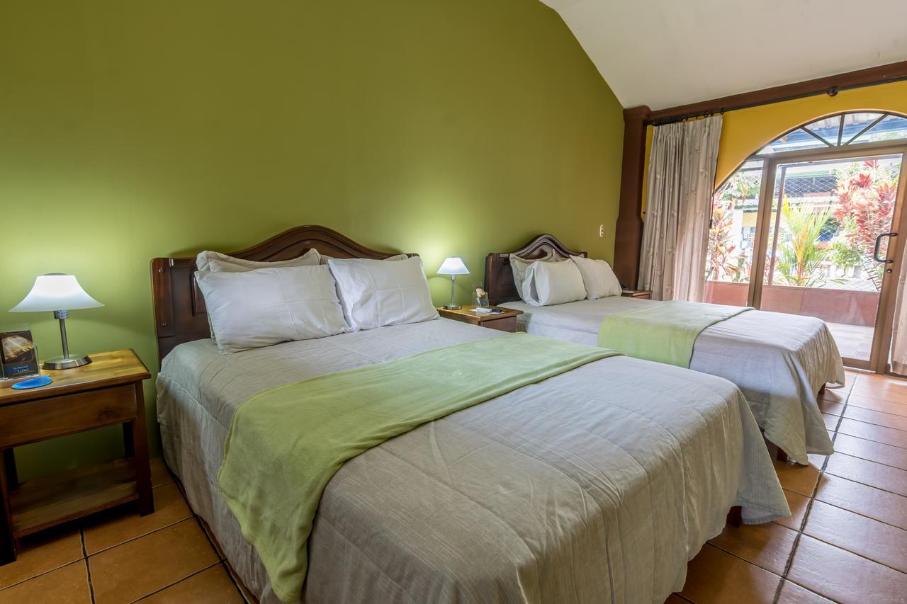 Kayak Lodge Damas ภายนอก รูปภาพ