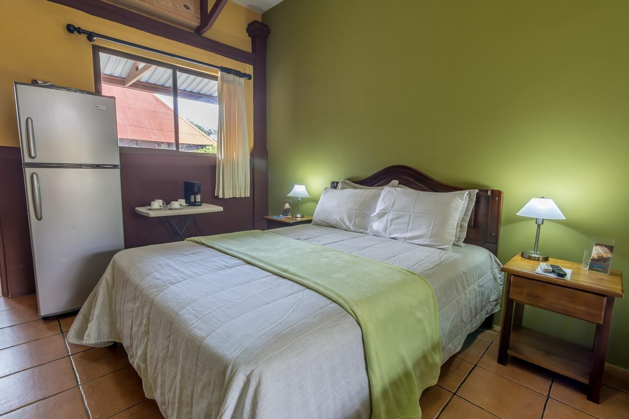 Kayak Lodge Damas ภายนอก รูปภาพ
