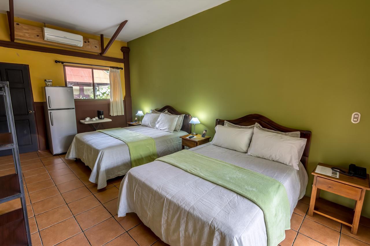 Kayak Lodge Damas ภายนอก รูปภาพ