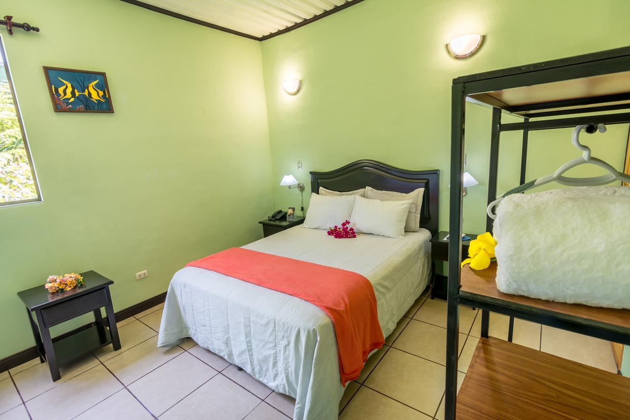 Kayak Lodge Damas ภายนอก รูปภาพ